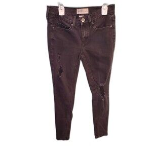 Mudd Jeans Womens Size 1 Stretch High Rise Jegging Distressed Denim Black